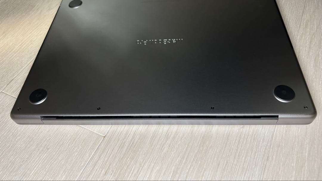 【美品】MacBook Pro 2021 16GB 512GB 箱付