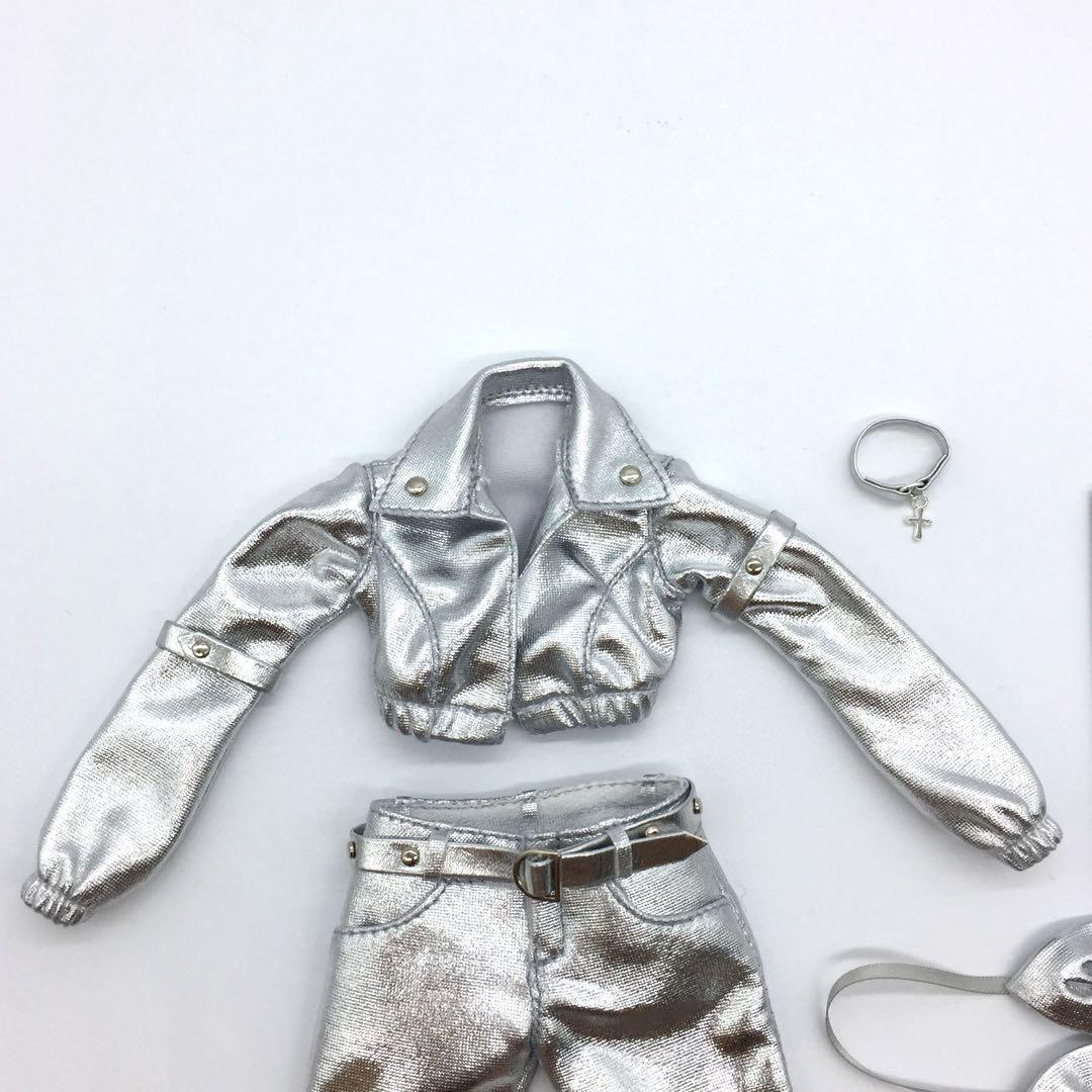 T10 1/6スケール ハンドメイド 1/6女性素体用の服セット 画像2が商品