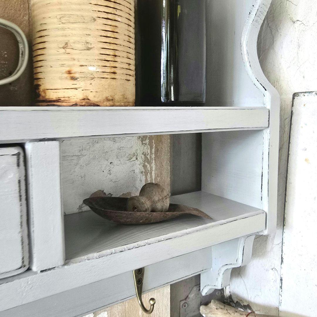 フレンチアンティークシャビー壁掛けシェルフ　ワイド700 モール 引き出し