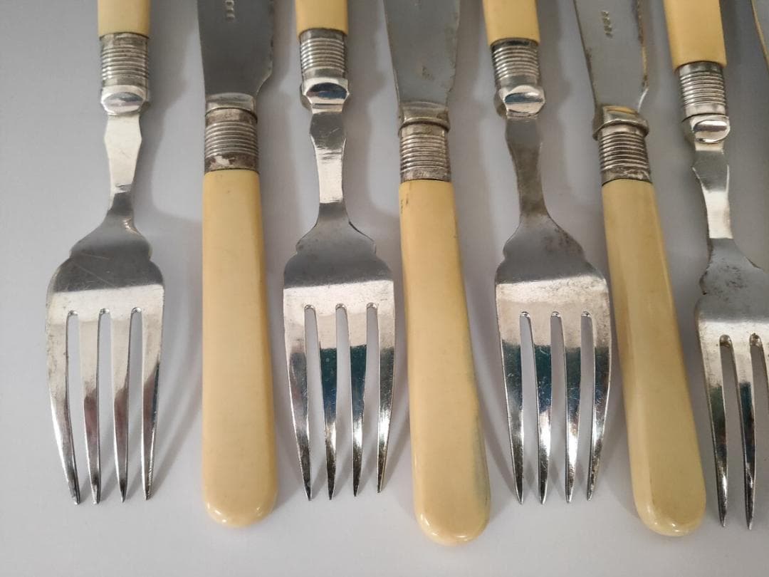 英国ヴィンテージ シルバープレート ナイフ フォーク 12本 (L10)