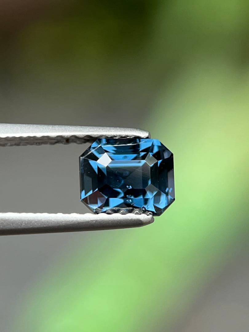 ブルースピネル1.09ctNatural blue Spinel 日本宝石ソー付