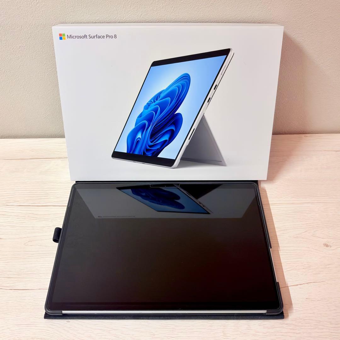 【極美品】Microsoft Surface Pro 8 256GB 付属品多数