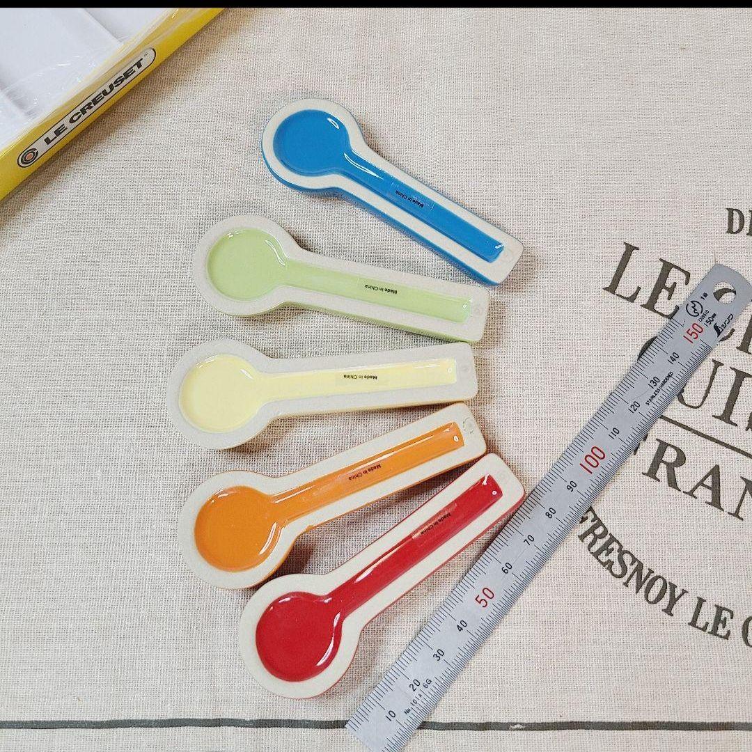 ルクルーゼ 箸置 チョップスティック カトラリーレスト