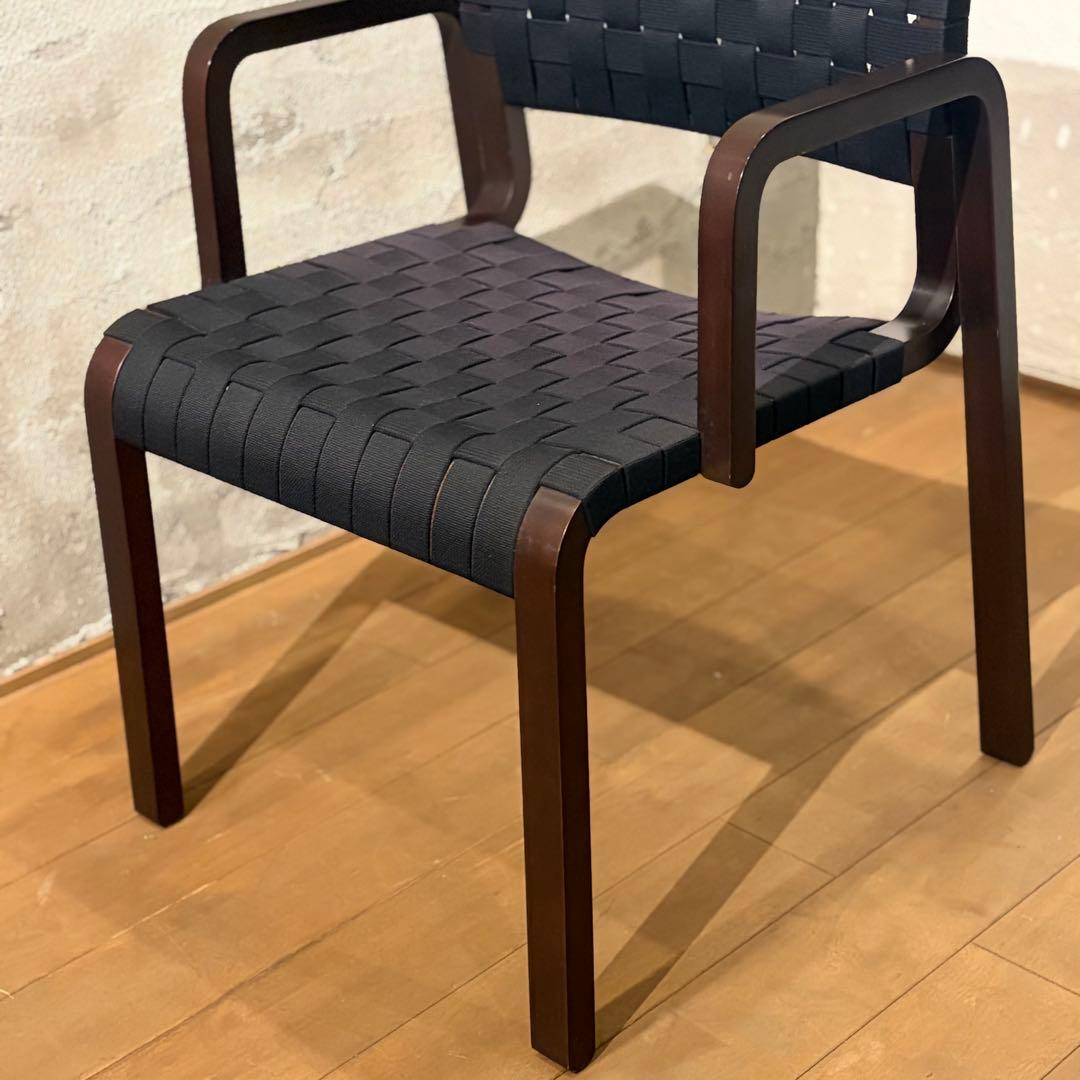 arflex NTアームチェア ブラック　1〜2脚