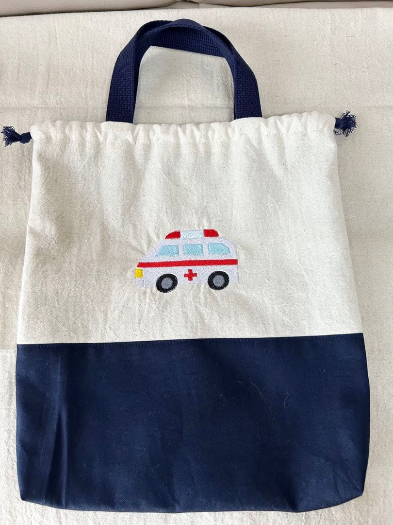 入園入学準備 車と消防車の刺繍バッグ4点セット