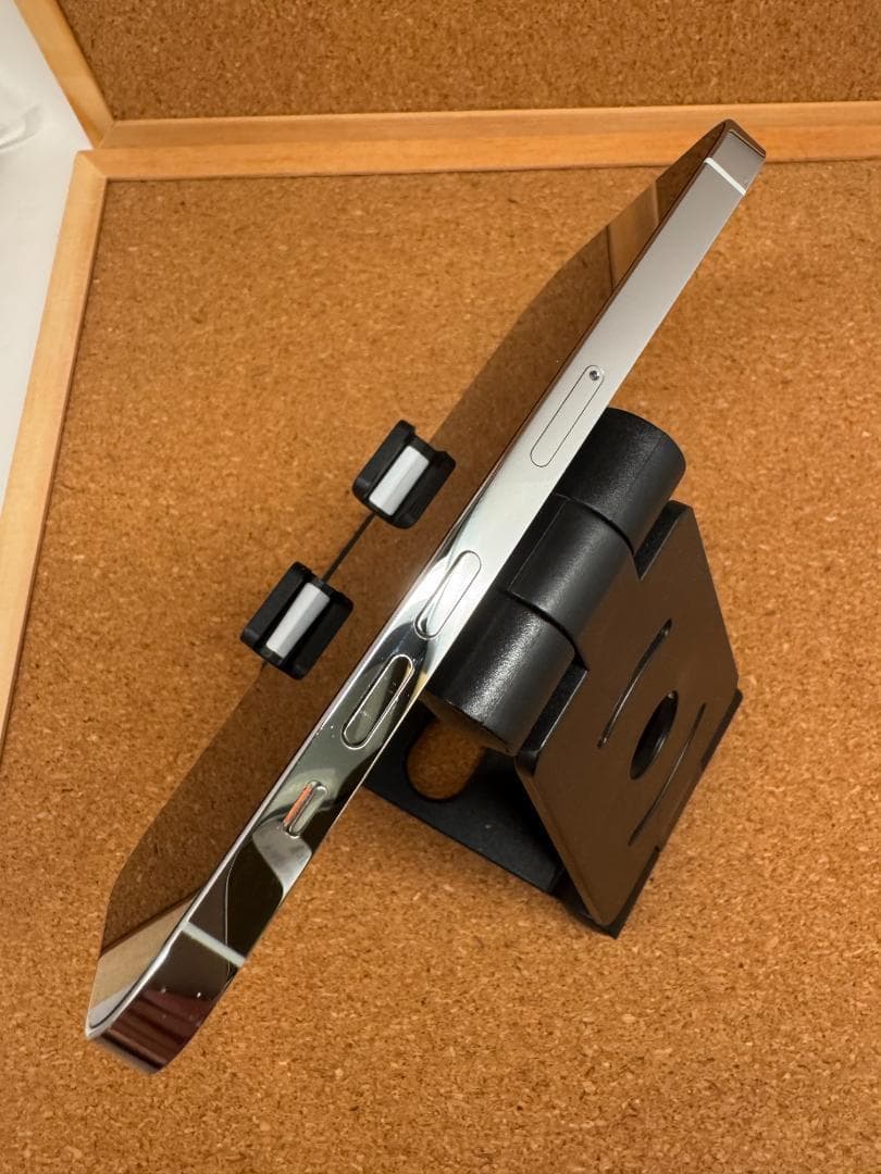 iPhone 14 Pro シルバー 256 GB バッテリー100%