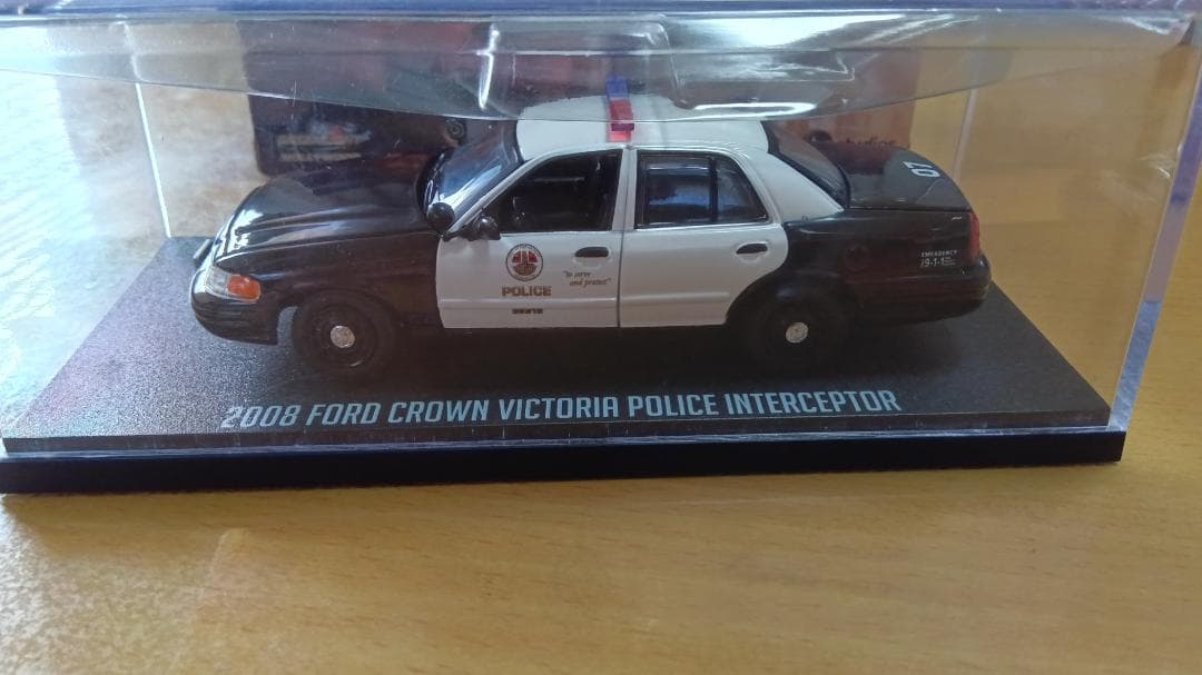 1/43 2008 クラウンビクトリア LAPD ロサンゼルス市警 Rookie