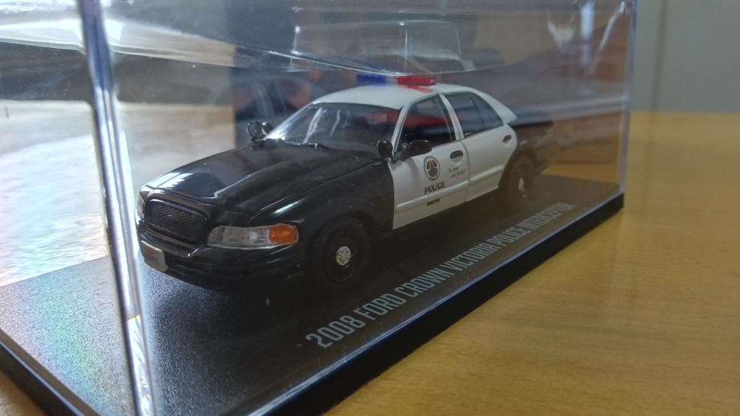 1/43 2008 クラウンビクトリア LAPD ロサンゼルス市警 Rookie