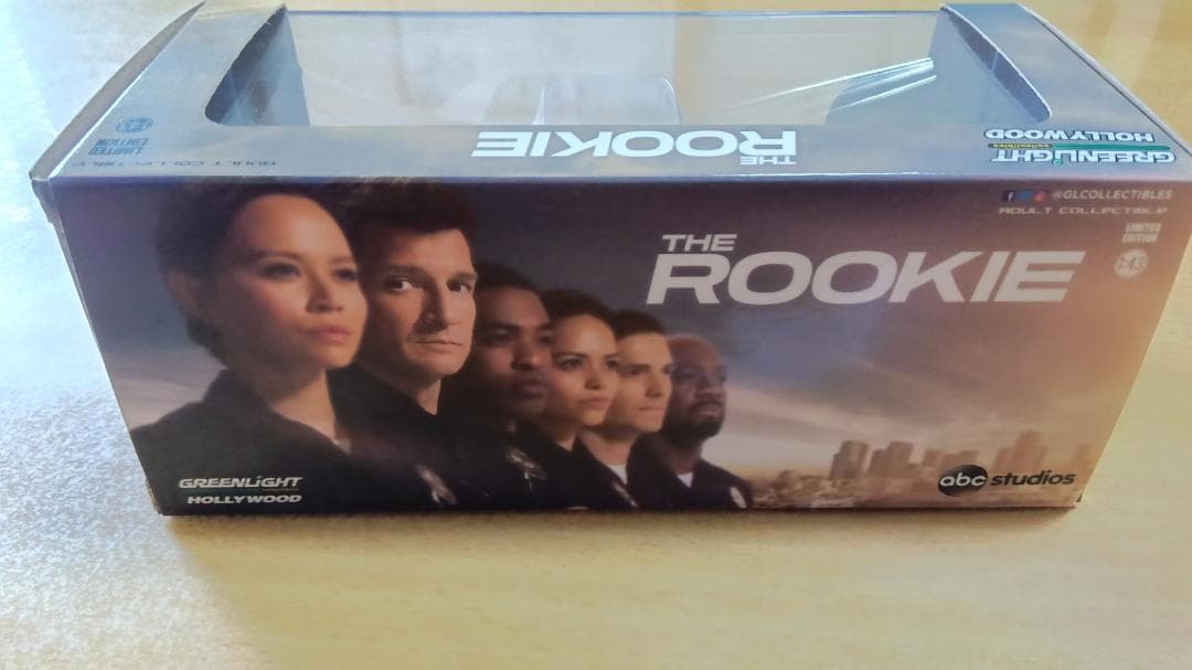 1/43 2008 クラウンビクトリア LAPD ロサンゼルス市警 Rookie