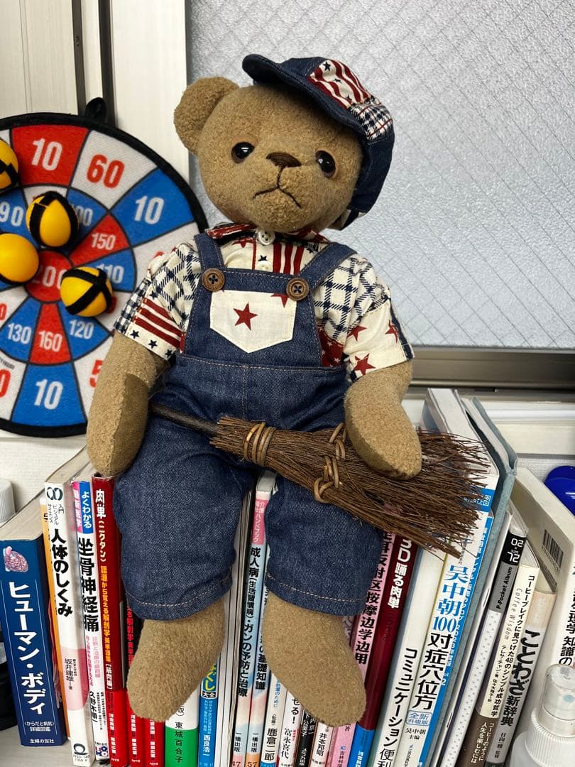 ハンドメイド　クマのぬいぐるみ