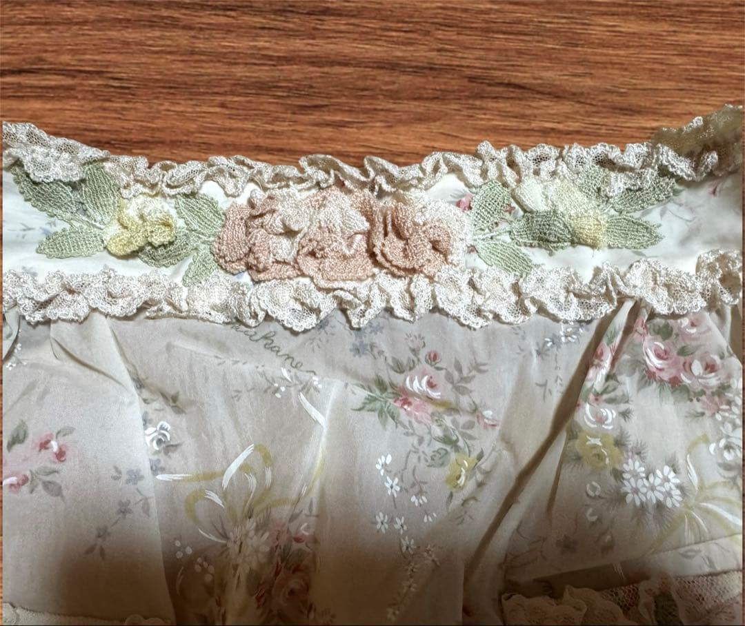 さえら Akiakane アキアカネ サロンエプロン ピンク