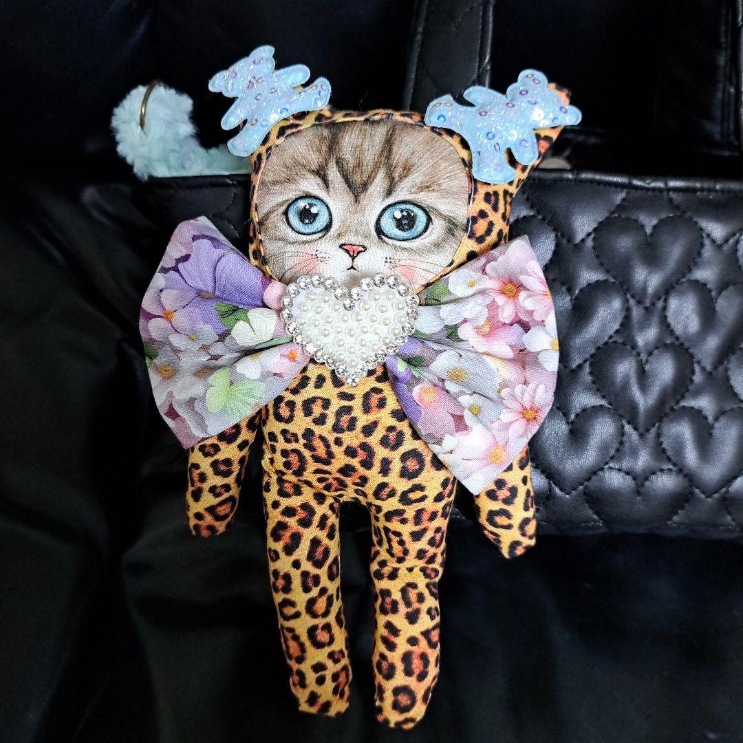 コヤンイサムチョン♥️ざくろバッグ3点&ねこちゃんチャーム2点