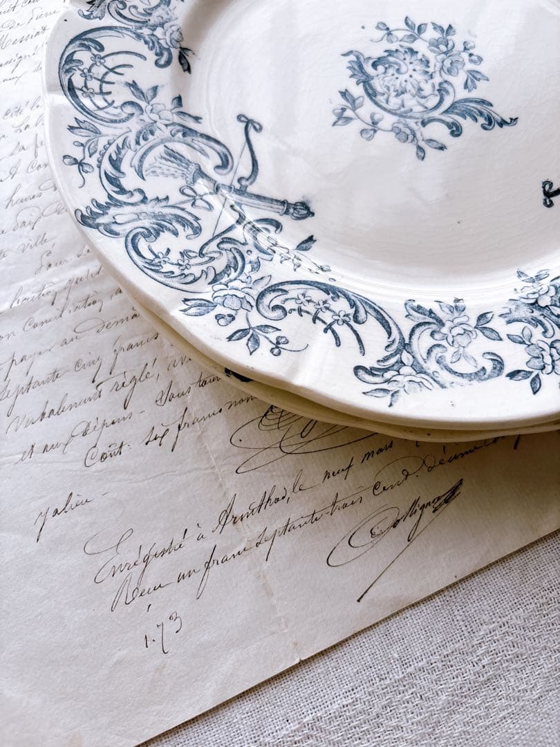 フランスアンティーク　Longchamp helenaシリーズプレート①