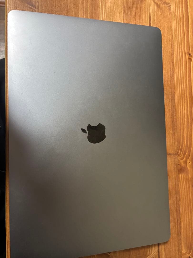 【付属品完備】MacBookPro16インチ＋純正キーボード＋Ankerハブ付