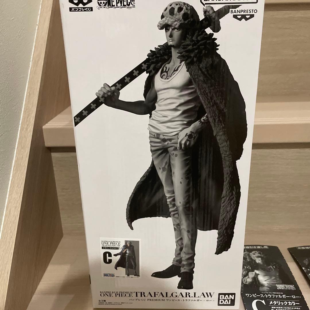 ワンピース　バンプレくじ PREMIUM トラファルガー・ロー　B C