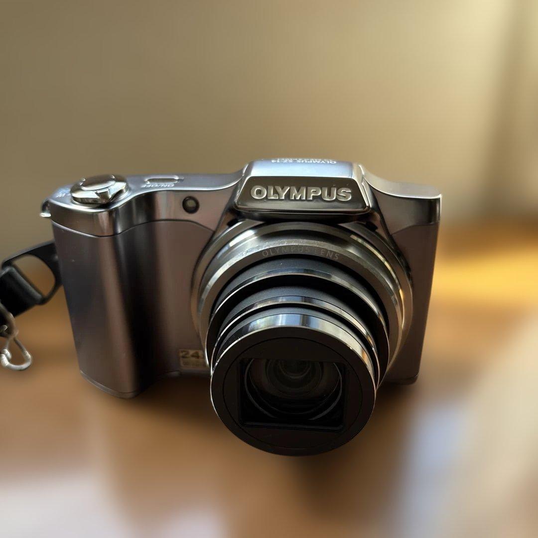 OLYMPUS SZ SZ14 24×ズーム デジカメ シルバー