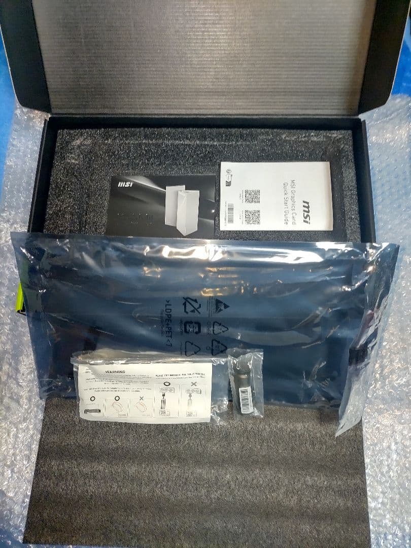 グラフィックボード・グラボ・ビデオカード GeForce RTX 5070 Ti 16G GAMING TRIO OC