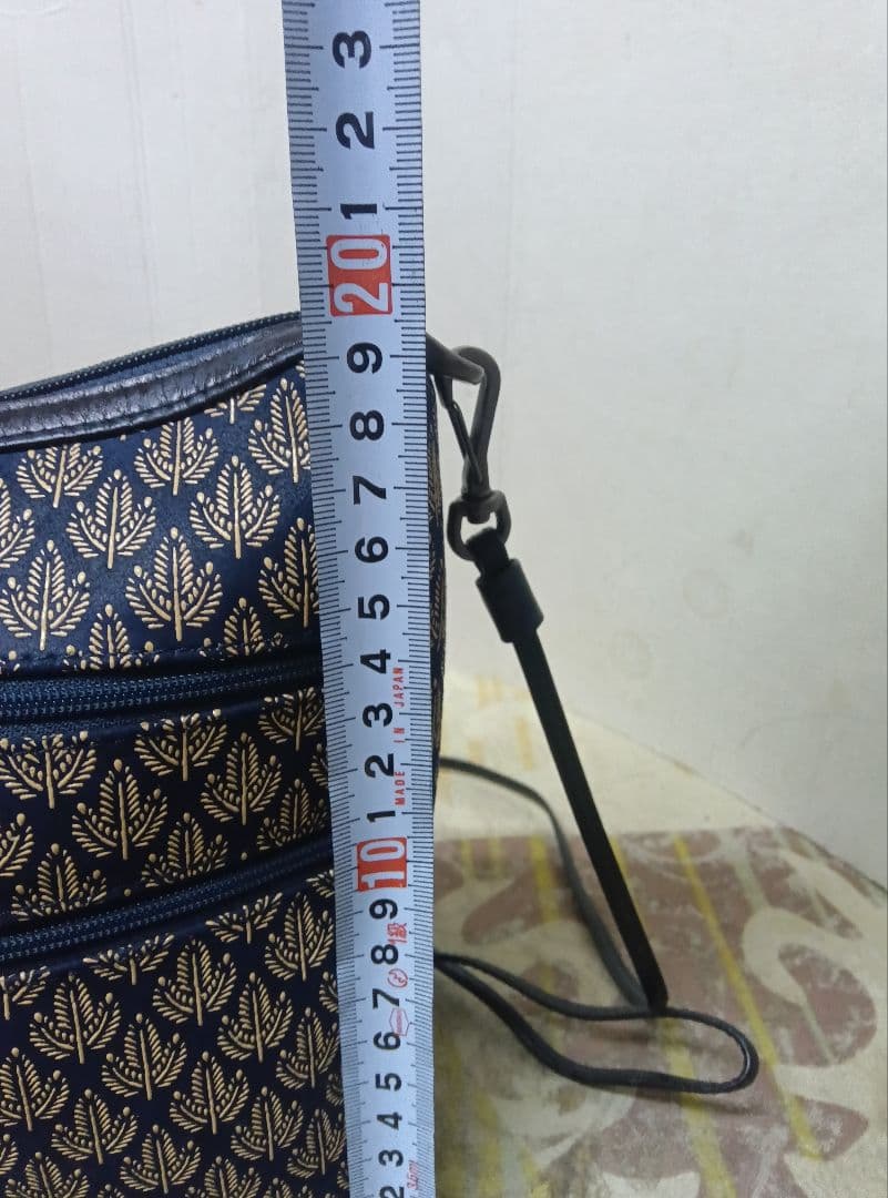 印伝ショルダー