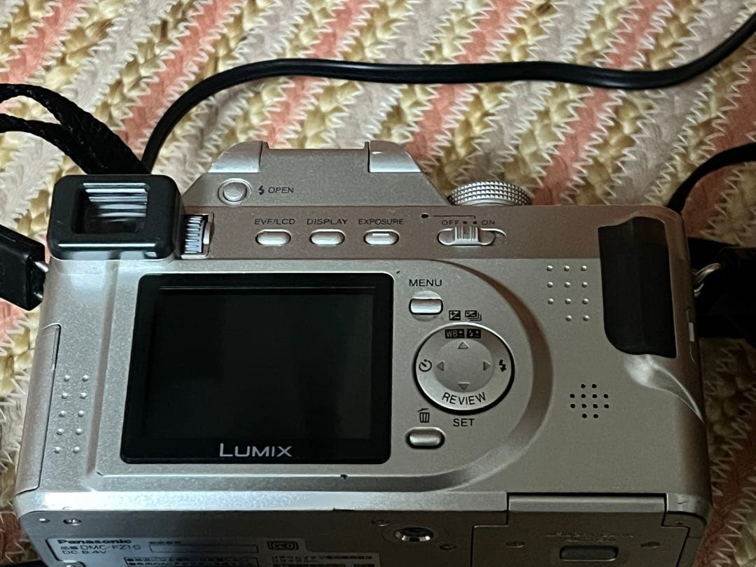 Panasonic LUMIX デジタル一眼レフ 本体と付属品DMC-FZ10