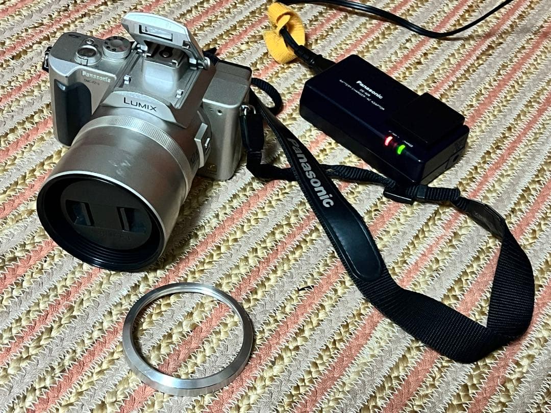 Panasonic LUMIX デジタル一眼レフ 本体と付属品DMC-FZ10
