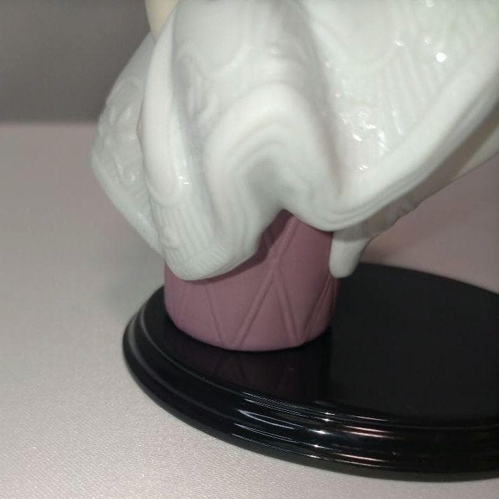 【美品】リヤドロ (LLADRO) 上手にできるかな 9335 少女 バレリーナ