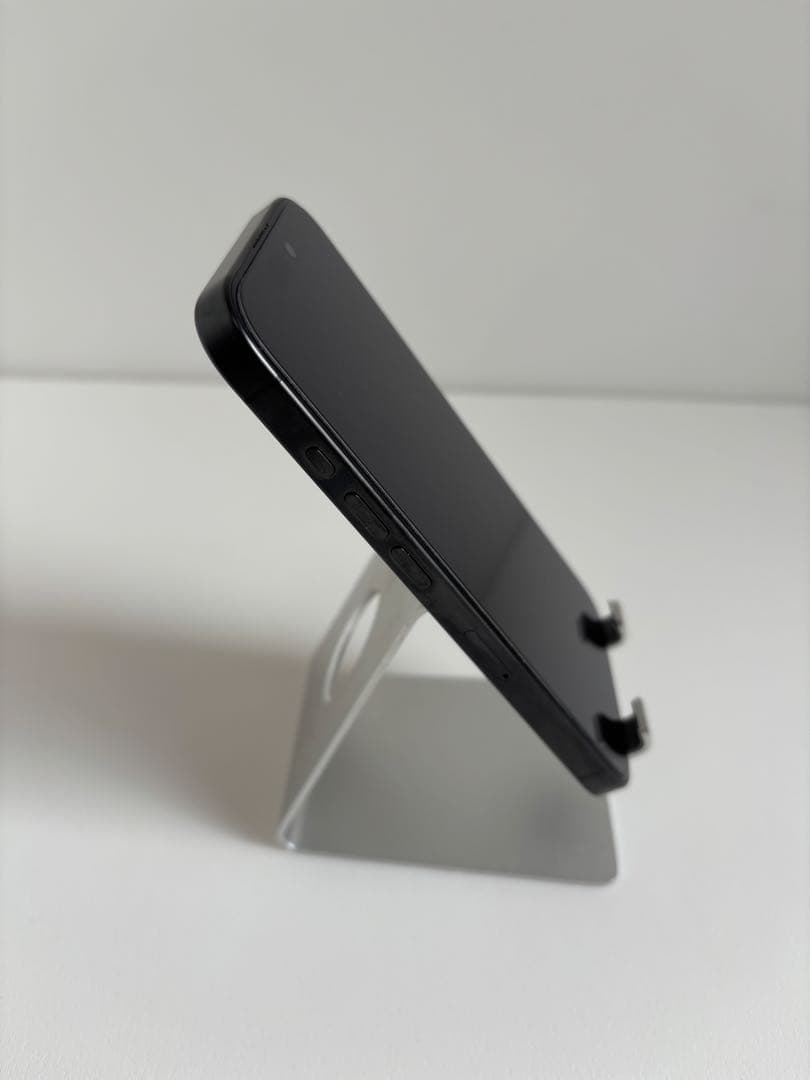 【美品SIMフリー】iPhone 15 Pro 256 ブラックチタニウムセット