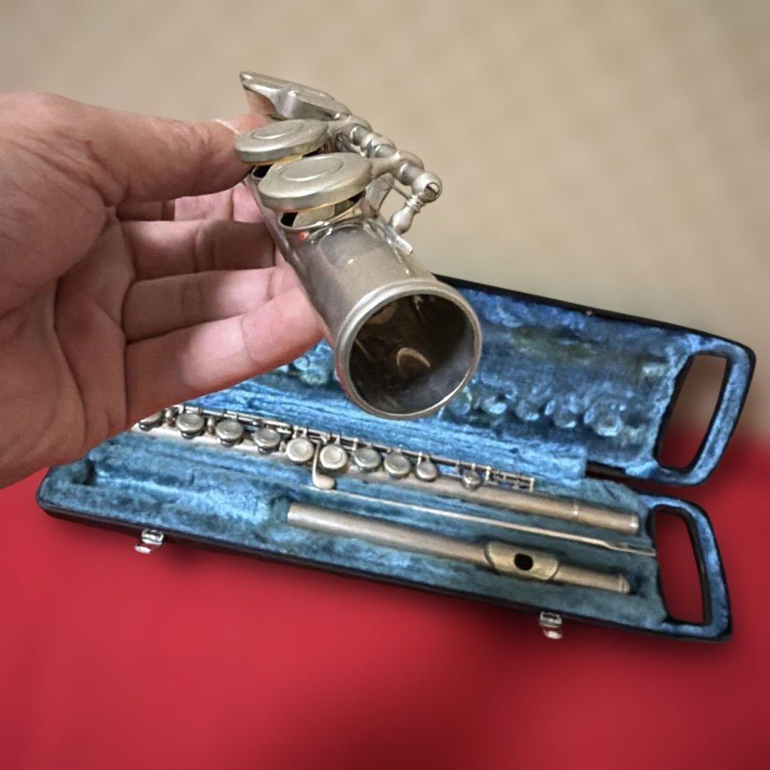 Nikkan（日管）製のフルート、モデル「FL-23」