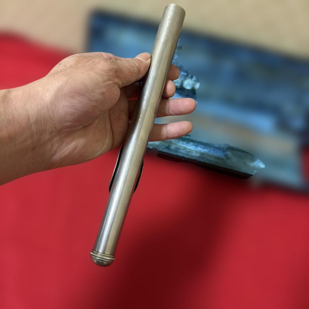 Nikkan（日管）製のフルート、モデル「FL-23」