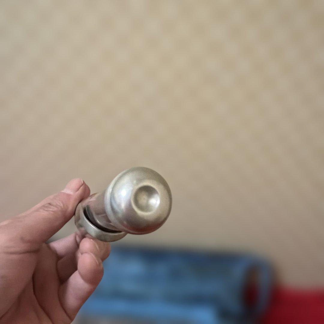 Nikkan（日管）製のフルート、モデル「FL-23」