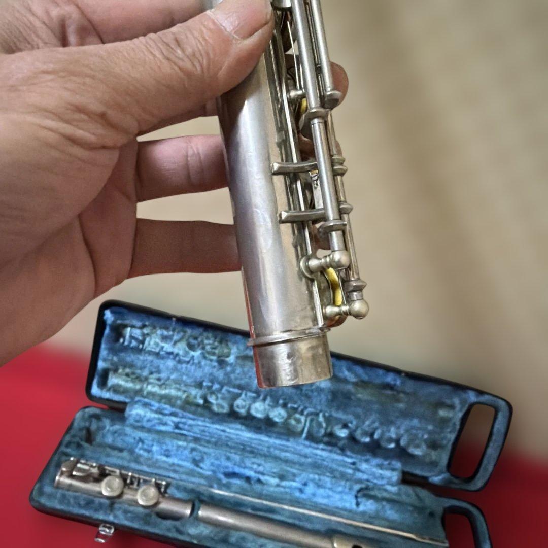 Nikkan（日管）製のフルート、モデル「FL-23」