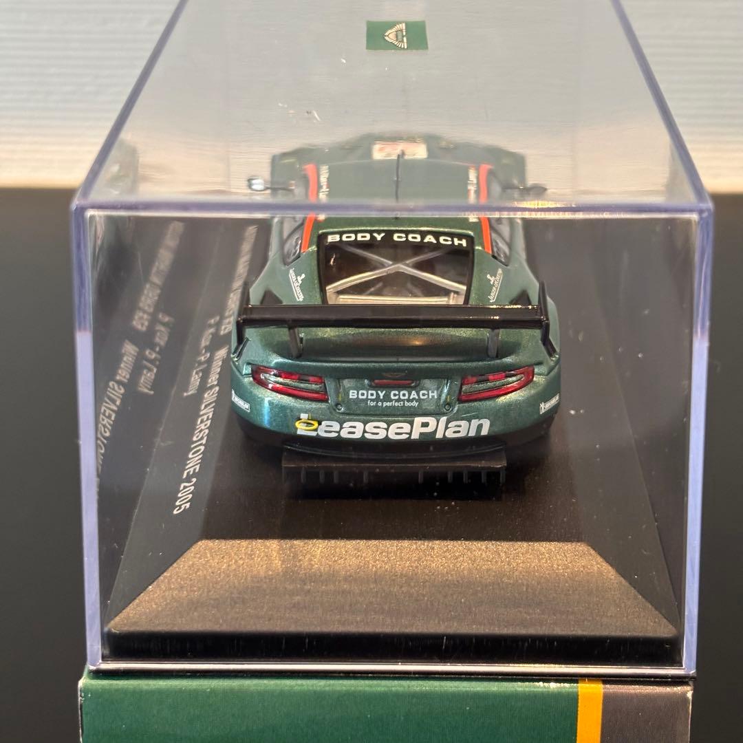 ☆Aston Martin Racing DBR9　1/43　ミニカー☆