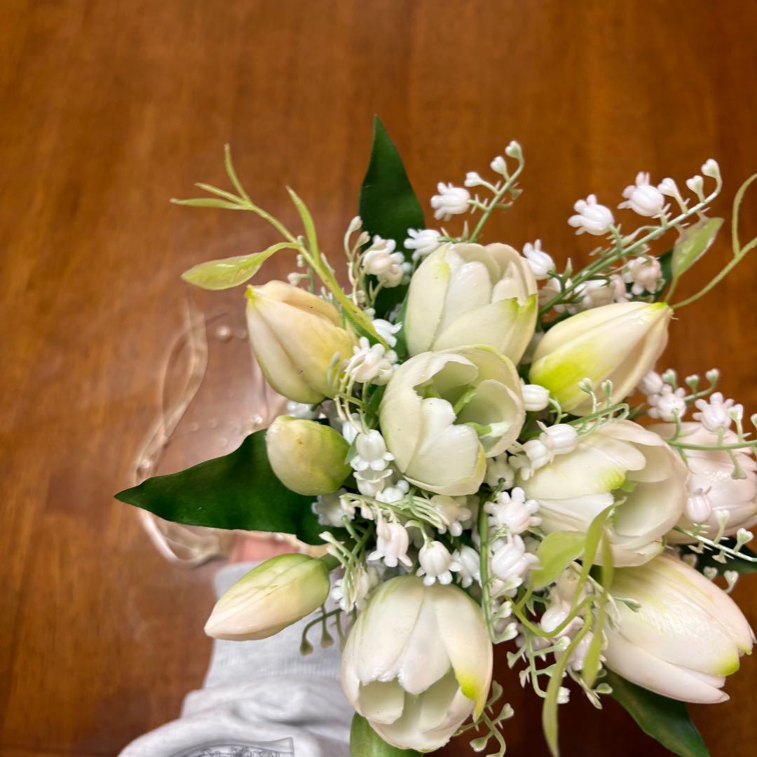 チューリップ　スズラン　プリザードフラワー　ブーケ　ウェディング　結婚式　白