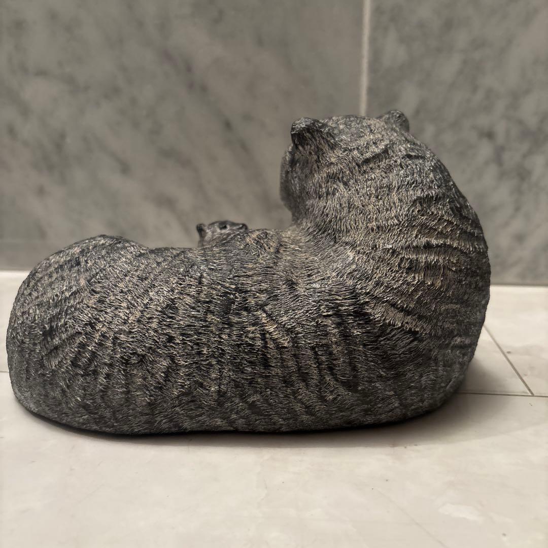 カナダ60年代ヴィンテージ　イヌイットアートのシロクマ親子の石の彫刻