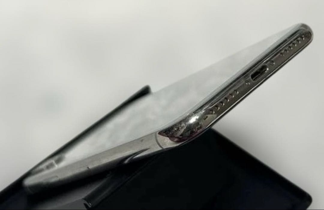 の*ん様 Apple iPhoneX 64GB 中古