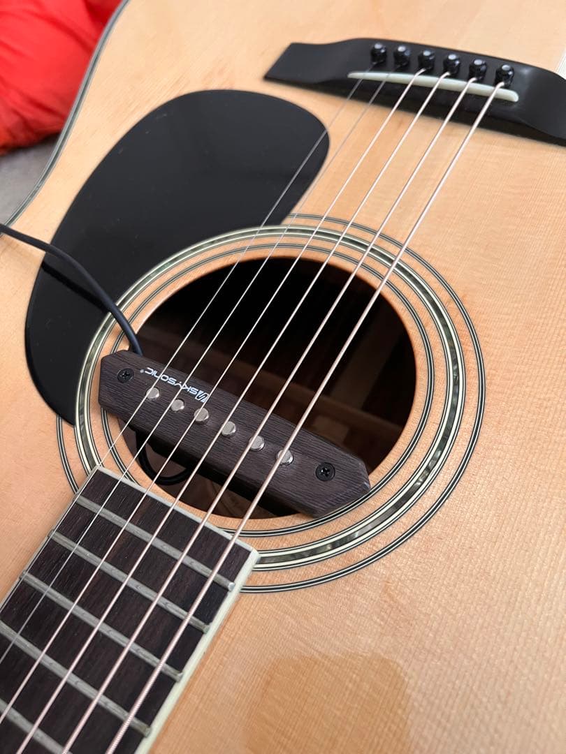 アコースティックギター　モーリスW-40 ピックアップつけました