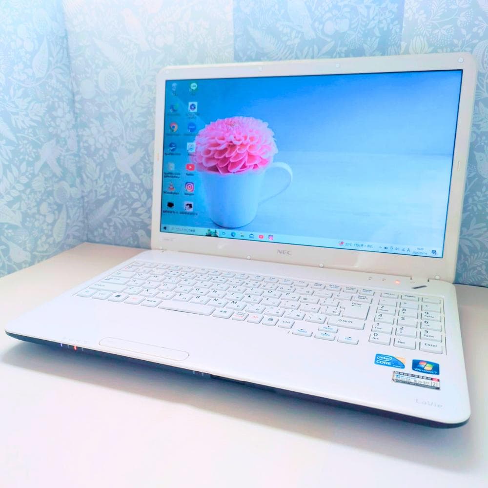 人気モデル✨NEC✨すぐ使える✨おしゃれな白ノートパソコン✨タイピング練習にも