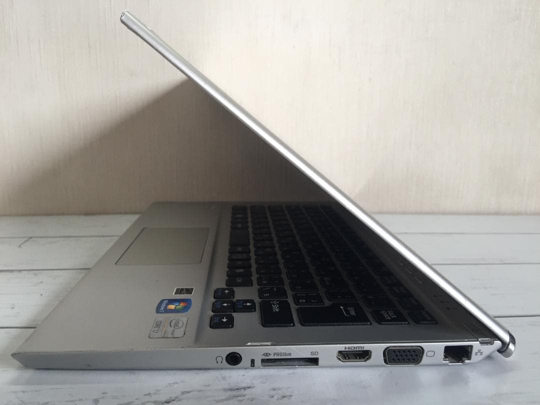 SONY VAIOSVT1311AJ 13.3型/8G/Office/Win 2