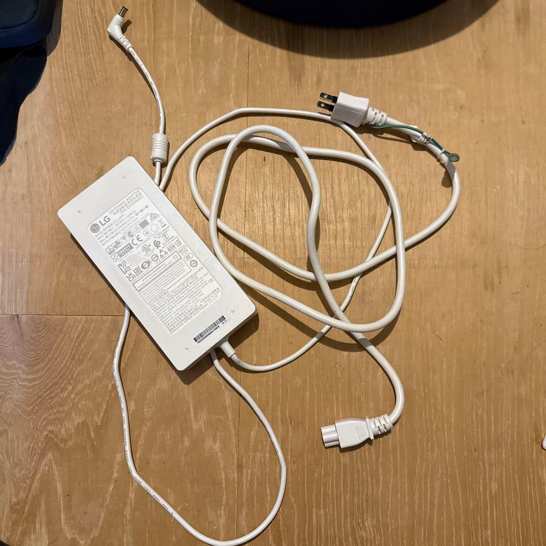 ★LG モニター ディスプレイ 27UP550-W