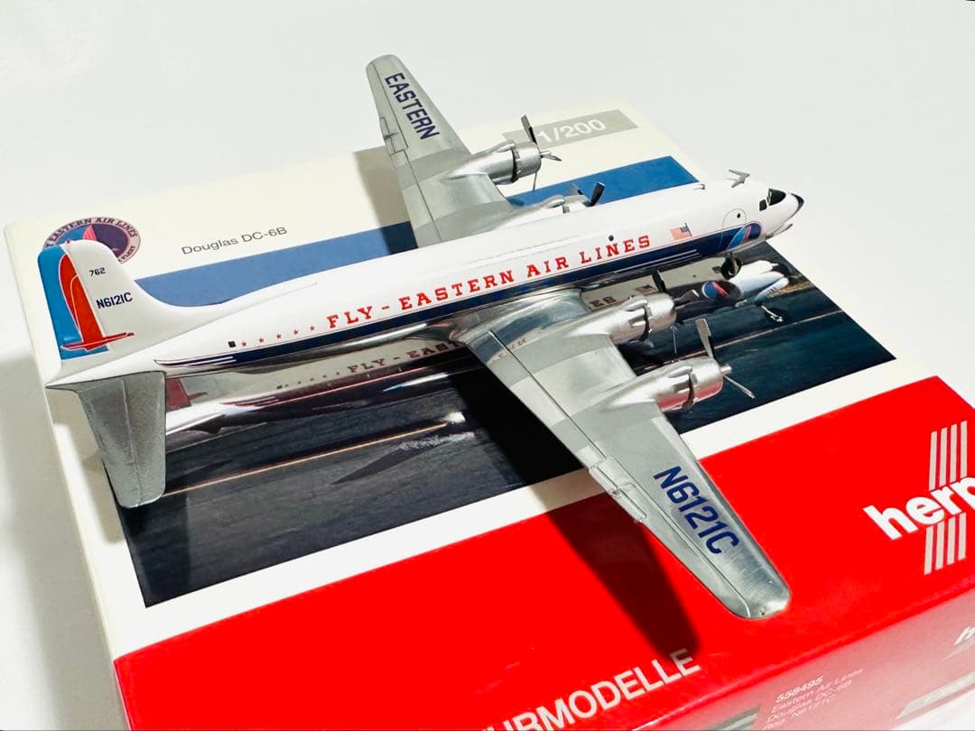 1/200 ダグラスDC-6B フライイースタン航空