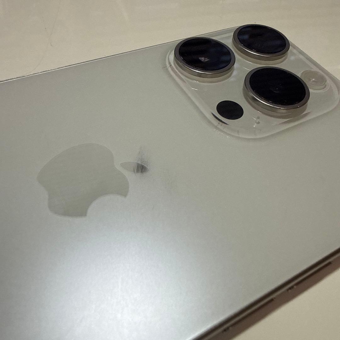 iPhone 15 Pro SIMフリーApple Care+ 純正ケース付