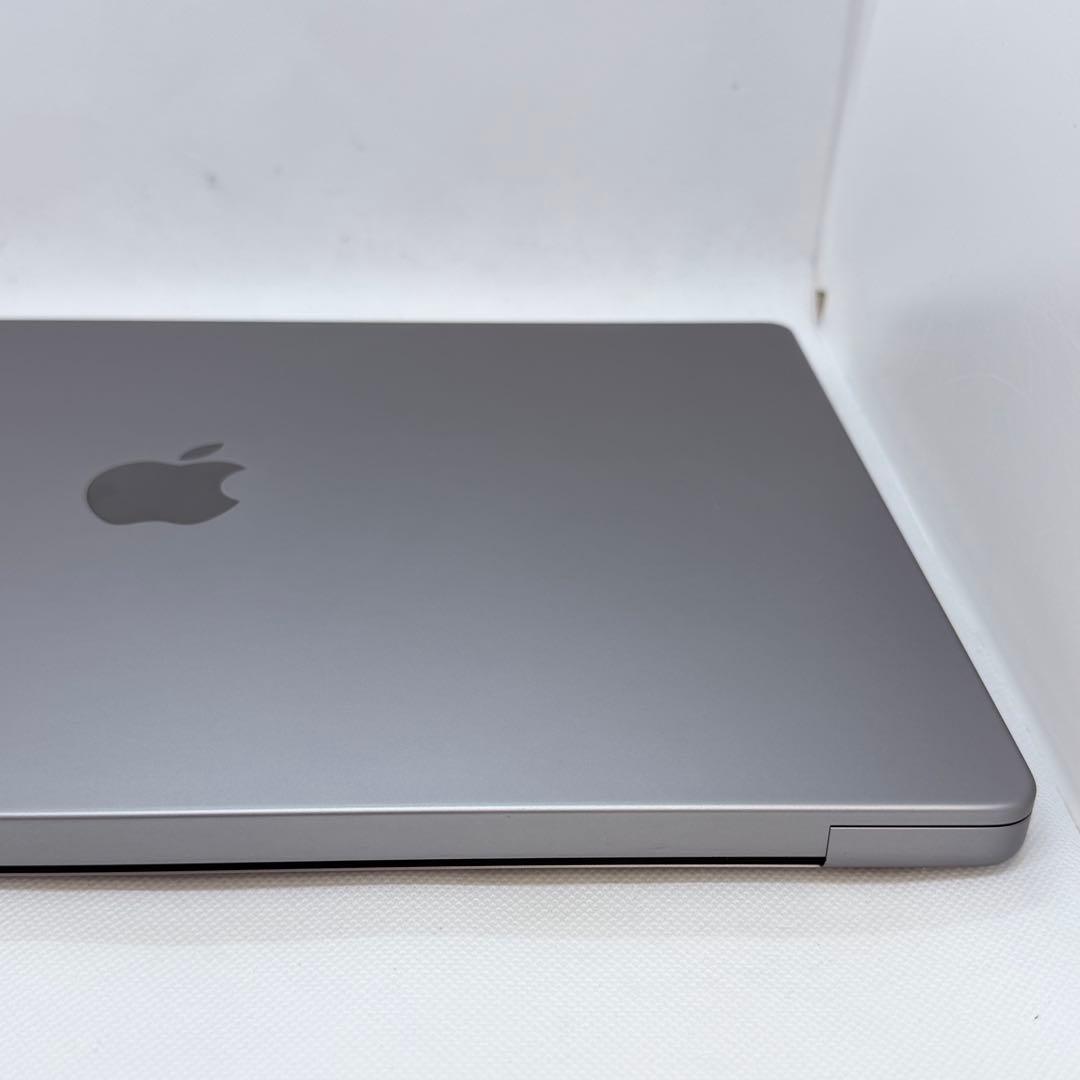 【美品】MacBook Pro 16インチ M1 Pro 32GB /512GB