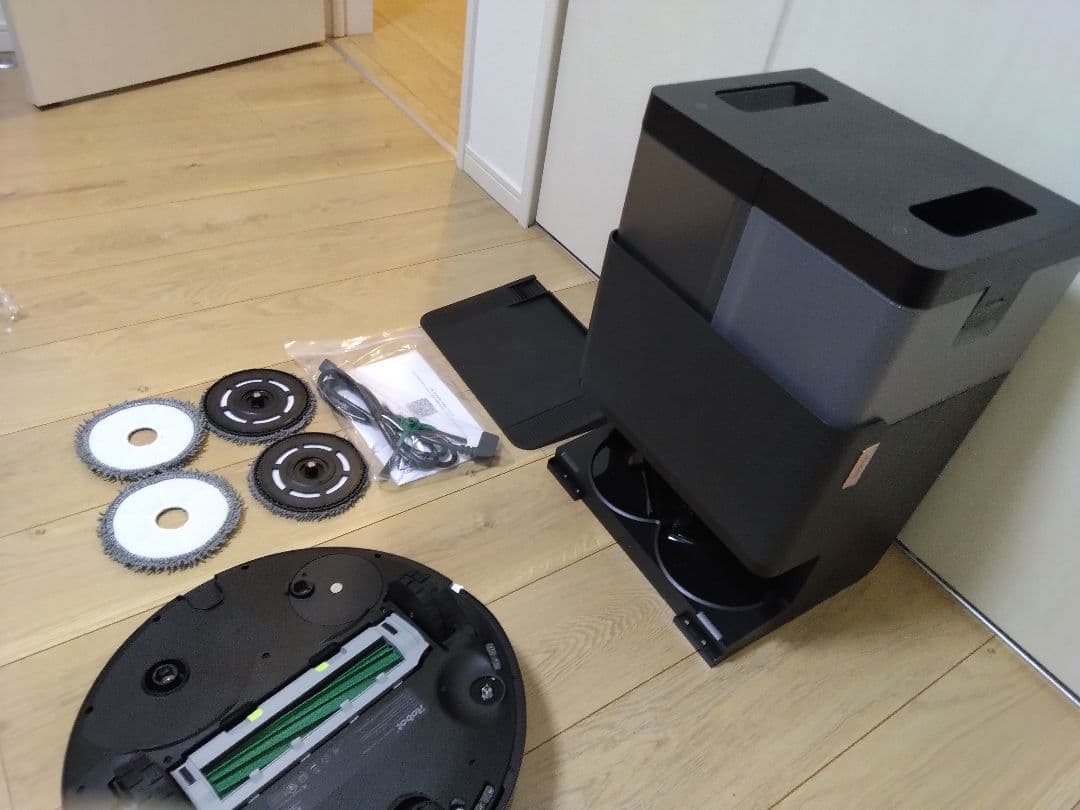 【未使用開封品】アイロボットルンバRoomba Plus 505 Combo
