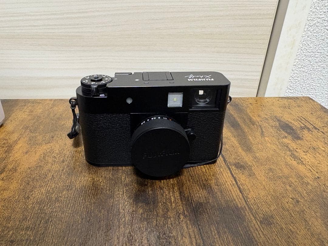 X half (FUJIFILM X-HF1) ブラック　xhalf