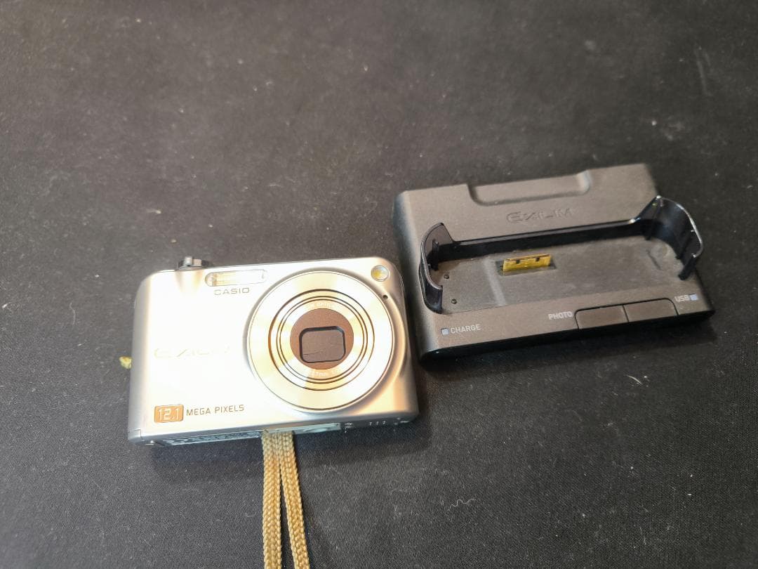 CASIO EXILIM 12.1M 動作確認済