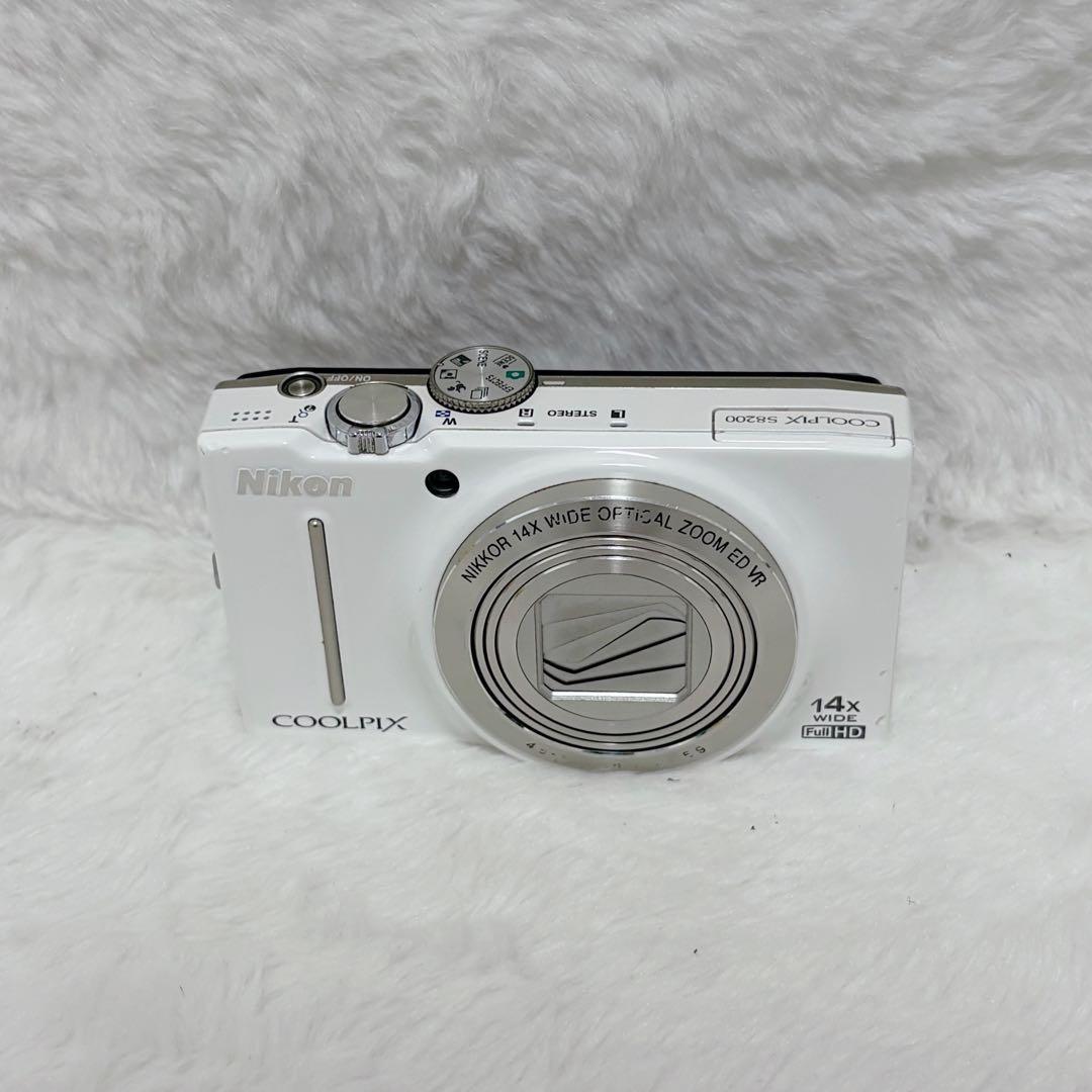 デジタルカメラ Nikon COOLPIX S8200