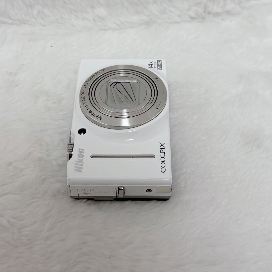 デジタルカメラ Nikon COOLPIX S8200