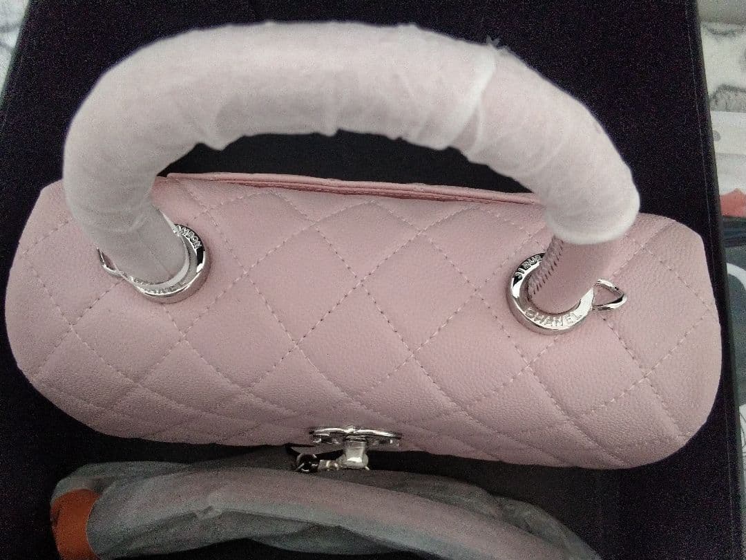 CHANEL キャビアスキン(本革)バッグ、ノベルティー♥多少の値引き交渉有