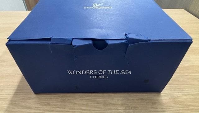 年始セール★SWAROVSKI 会員限定 ワンダーオブザシー エタニティー 亀