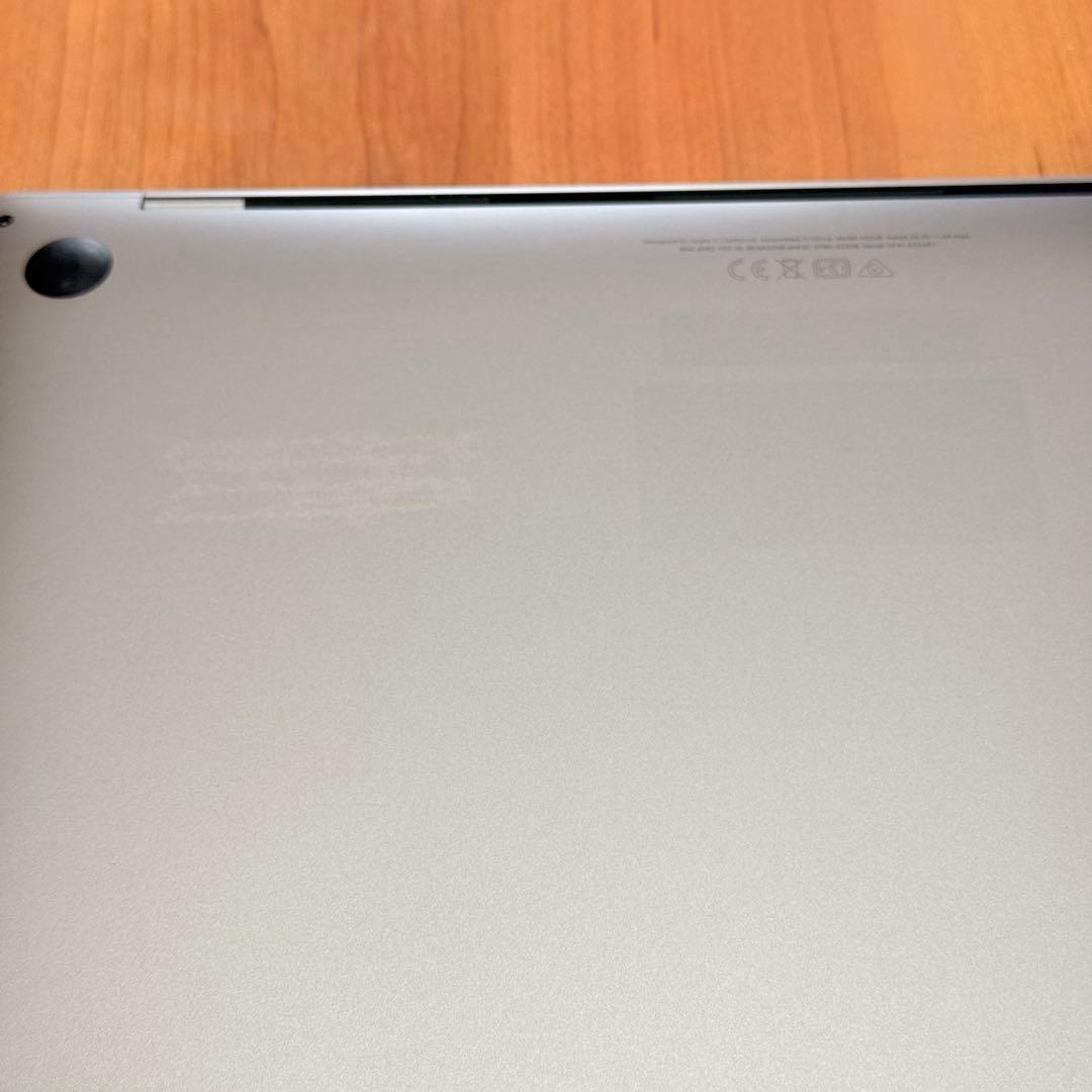 MacBook pro 13インチ 2022 M2 メモリ16GB 512GB！