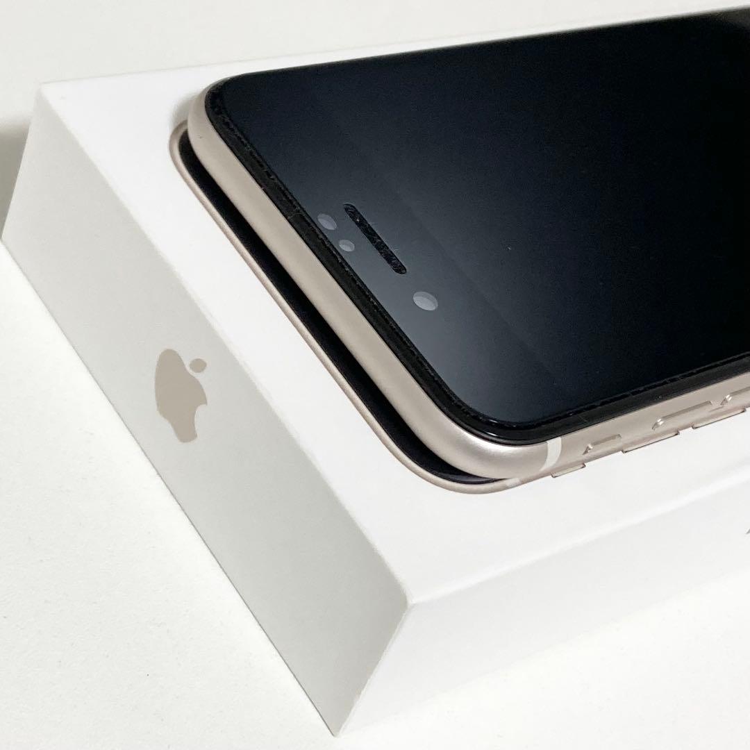 【未使用品】iPhone SE3 第三世代 128GB スターライト 国内版